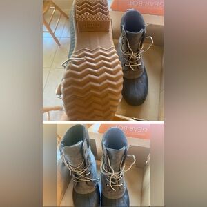 Size 10 men’s boots.